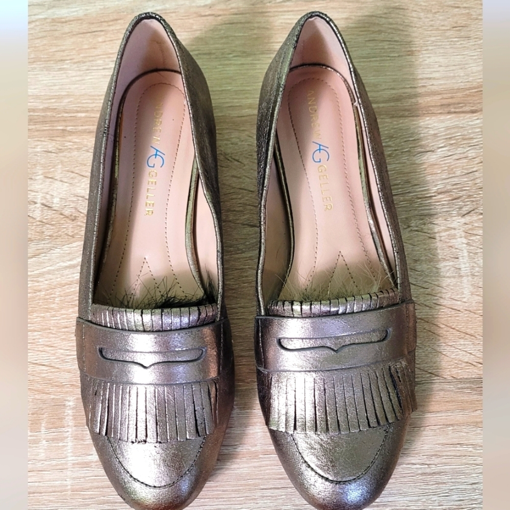 GOLD Tassel loafers size 9.5 Andrew Geller Coastal Grandma Fringe
